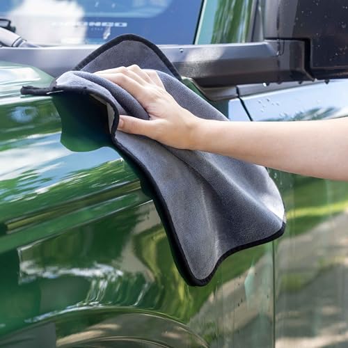 4 Pack Microfiber Detailing Cloths - Lint Free, Scratch Free - for Interior and Exterior Car Detailing (11.81" × 15.75")