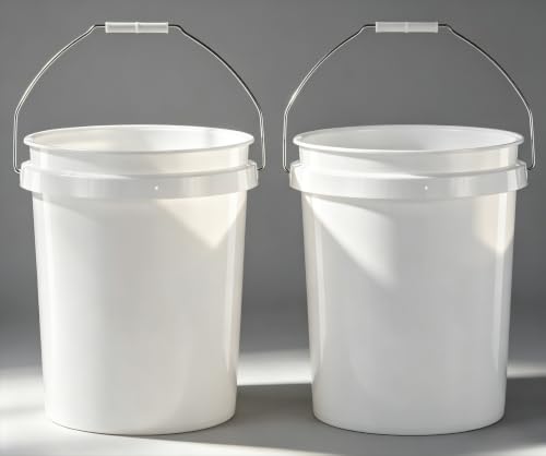 2 Gallon Plastic Bucket 2-Pack with Metal Handle, White