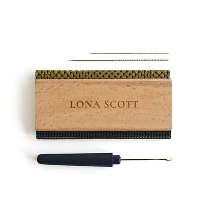 Lint Comb, Cashmere Comb, Wool Comb, Lint Shaver, Snag Repair Needles, Latch Hook. Complete Garment Repair kit, Sewing Kit