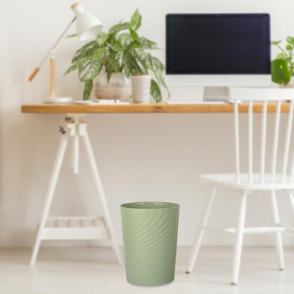 UUJOLY Plastic Small Bathroom Trash Can Wastebasket Garbage Can, Mint Green - color: Mint Green, size: 1.8 Gallon/1 Pack