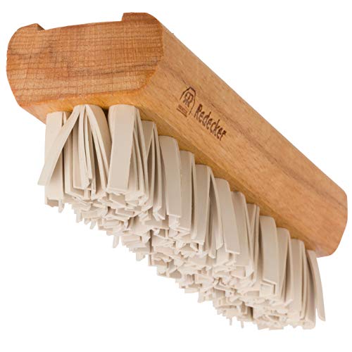Redecker Natural Lint Brush with Oiled Beechwood, 7-1/4 inches, Easy to Clean Rubber Bristles Effectively Attract and Trap Hair, Made in Germany - size: 7-1/4-Inches