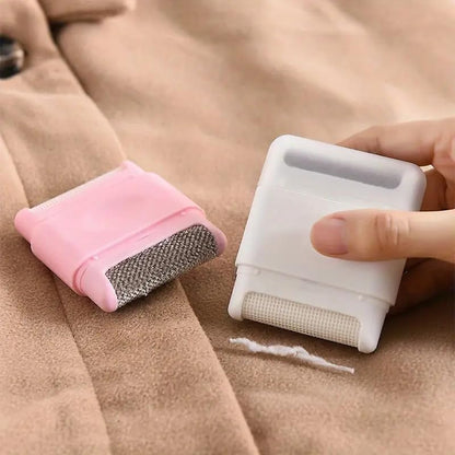 Hair Remover Lint Catcher Portable Fabric Dehairer for Effortless Pet Hair and Fuzz Removal from Clothes (Pink)