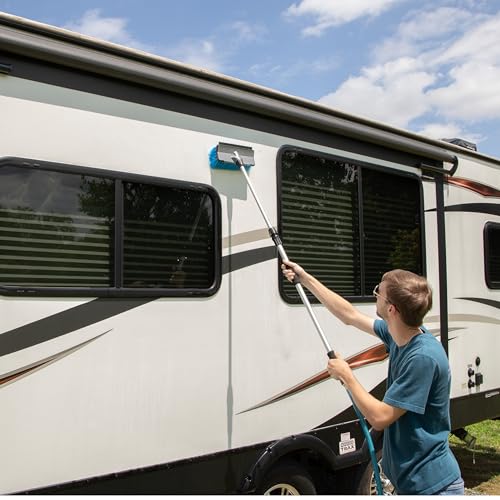 Camco RV Flow-Through Wash Brush - style: Premium
