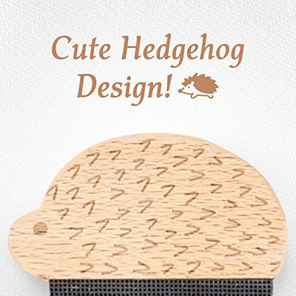 Serenity Fair Wood Hedgehog Sweater Comb, Cute & Convenient Fuzz Remover, Pill Remover, & Cashmere Comb, Lint Remover for Pet Hair & Fuzz, 8.5 x 5.2 cm / 3.3 x 2 in