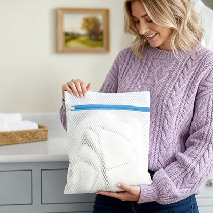 ELYN Mesh Laundry Bags, 3 Pack Medium (12” x 16"), Ultra Durable Honeycomb Mesh Bags With Anti-Rust Zipper for Washing Delicates & Protect Clothes, Laundry Room Organization Essentials