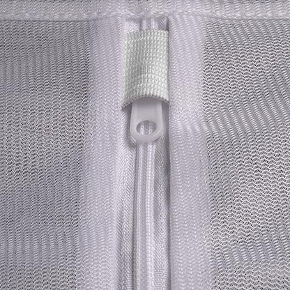 Bra laundry bags for washing machine, 1pc, Holds 4 D-F cups sizes, Cleans, Drys, Storage and Dust-proof 4-in-1, Cleans Better Than a Single Laundry Bag - size: D-F(1PC)